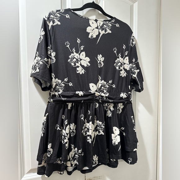 BloomChic Floral Print Wrap Ruffles Hem Blouse - Picture 2 of 4